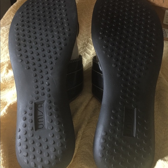 Unisa Sandal - Picture 3 of 3